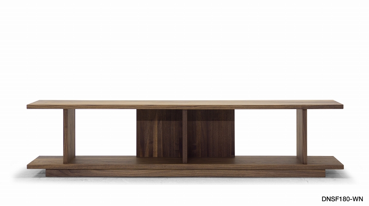 こだわりのソファに収納をプラス「DANISH SHELF | デニッシュ シェルフ」 