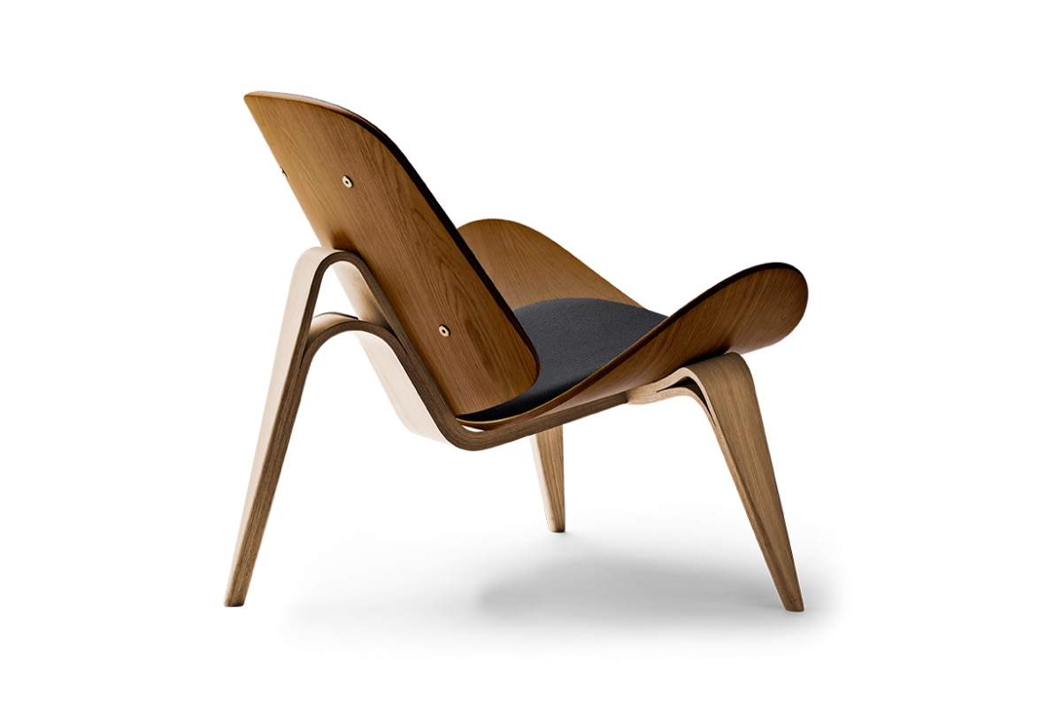 CARL HANSEN & SON | CH07 SHELL CHAIR