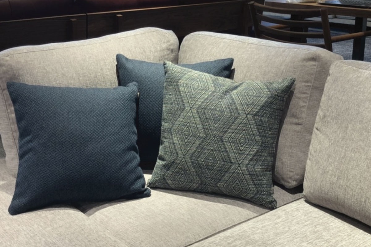 JAB ANSTOETZ FABRIC | CUSHIONCOVER/ONTARIO