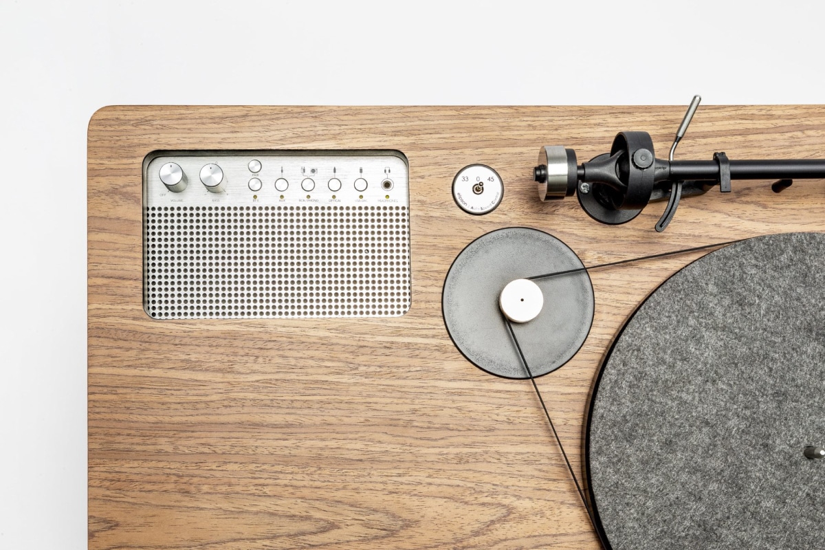 Bluetooth、AUX/RCA/ 光ケーブル端子