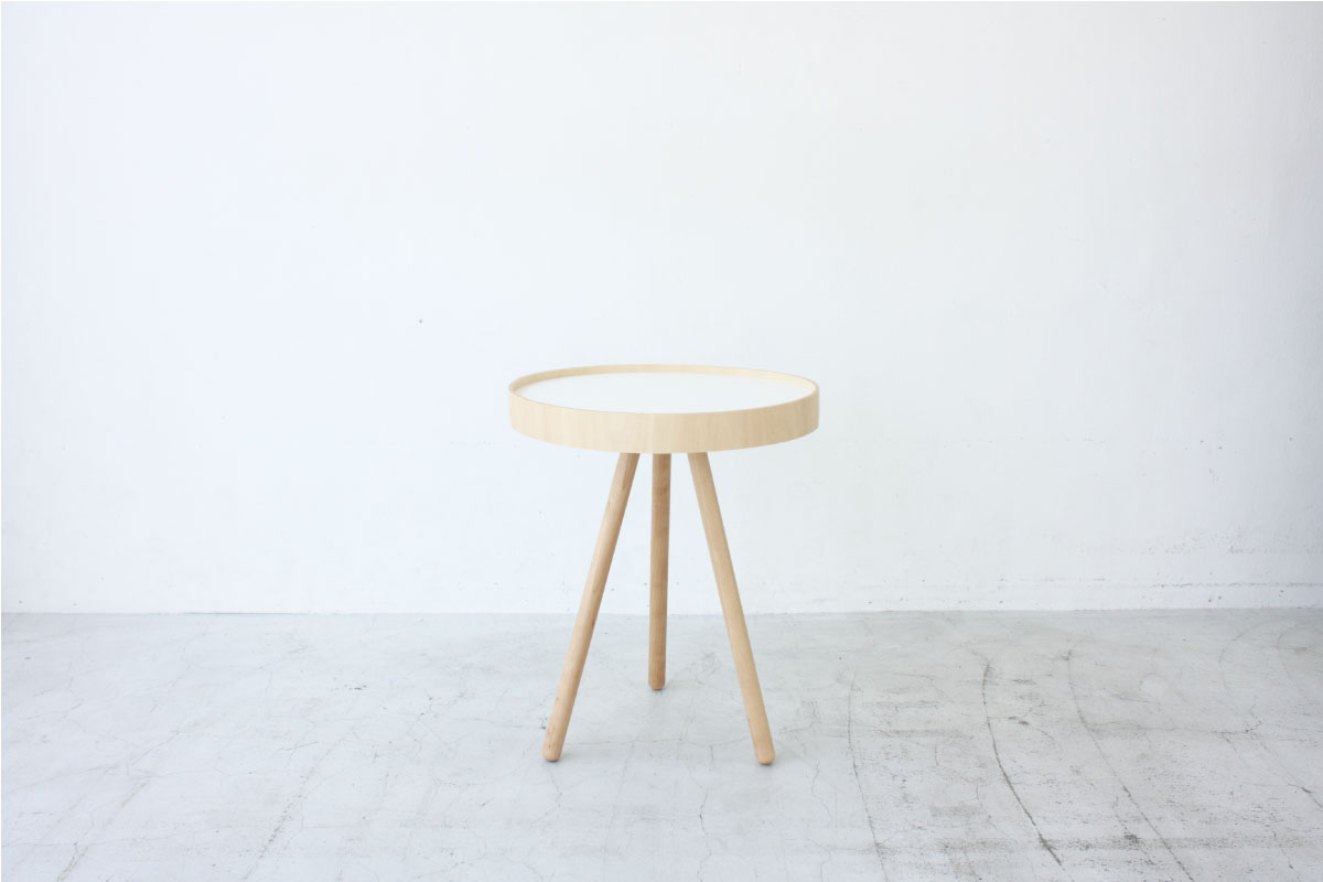 MOHEIM | BY TRAY TABLE white