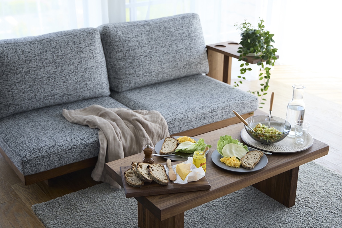 DANISH LOW LIVING TABLE W100cm x D100cm x H25cm