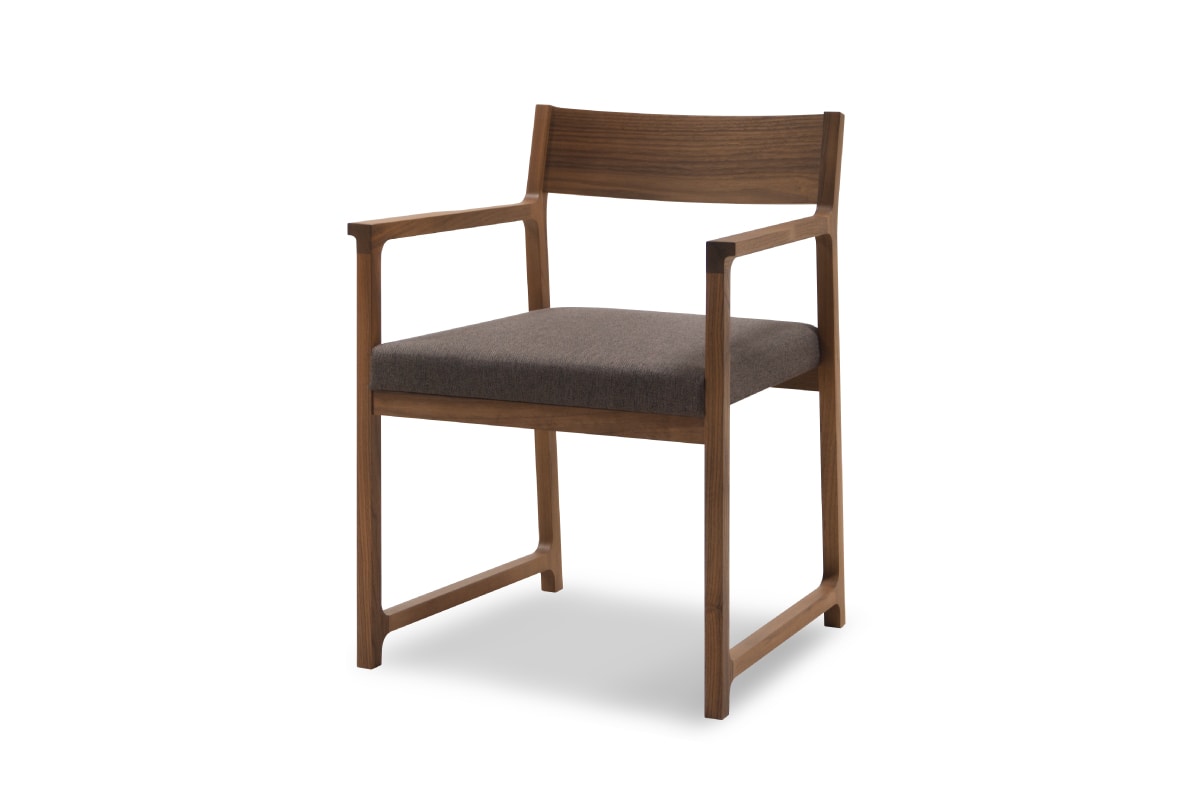 RIN 023 ARM CHAIR