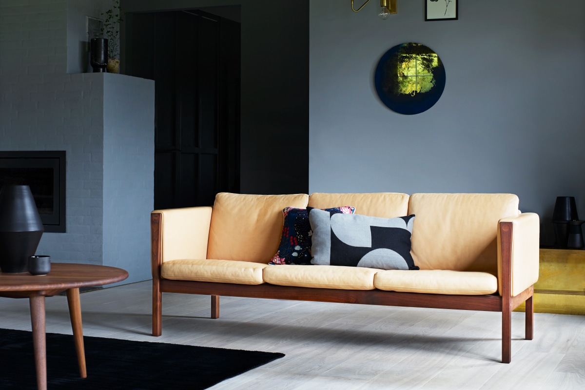 CARL HANSEN & SON | CH163 SOFA