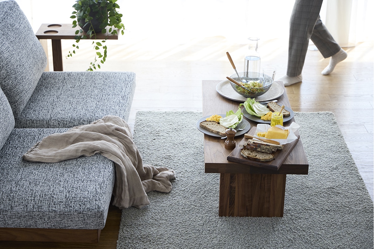 DANISH LOW LIVING TABLE W100cm x D100cm x H25cm