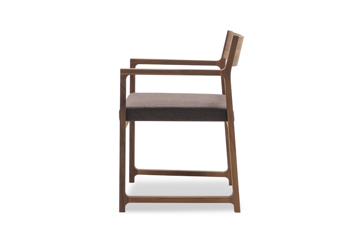 RIN 023 ARM CHAIR