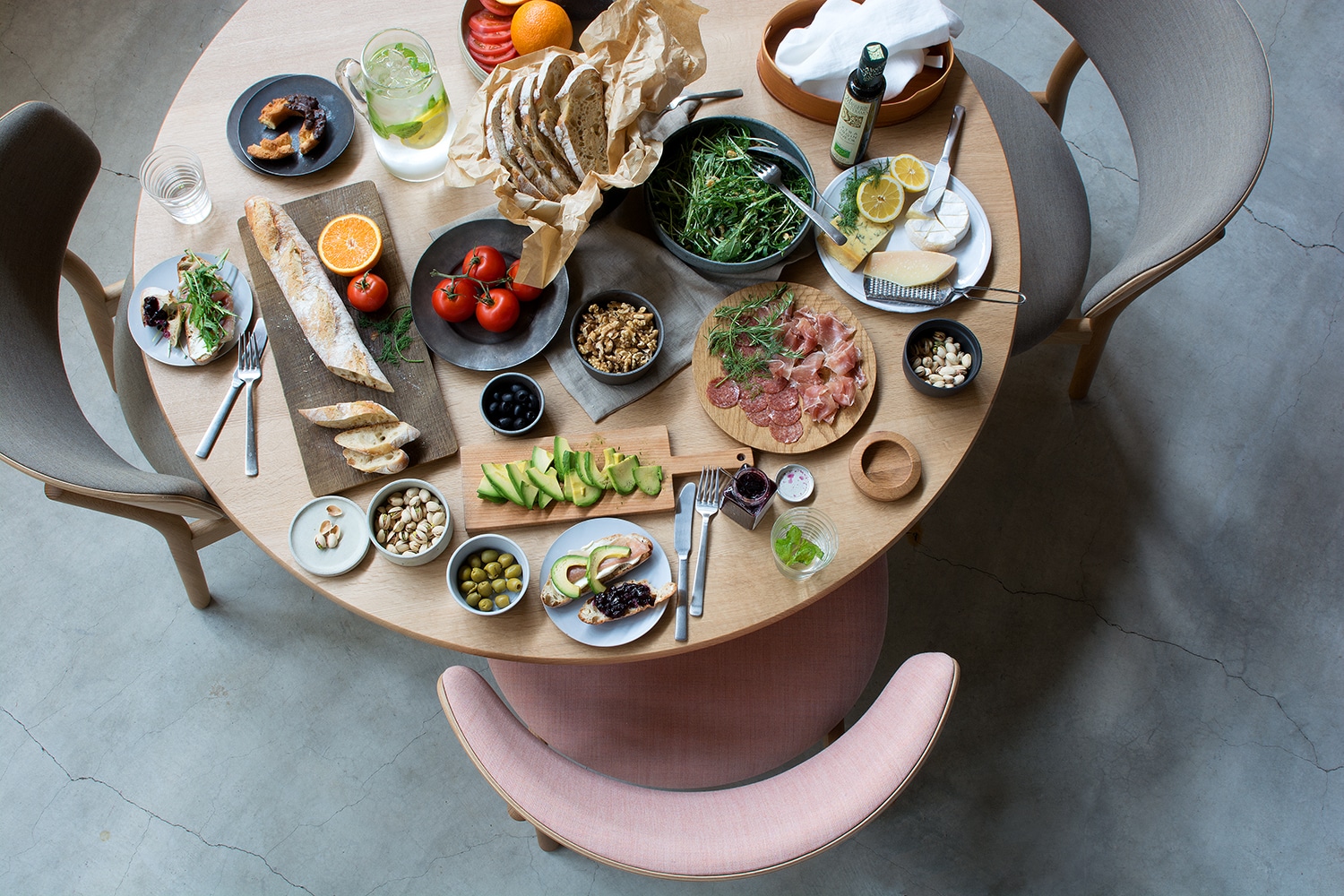 匠工芸 | SPREAD DINING TABLE ROUND Φ140 cm