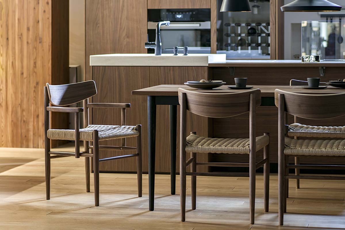 COMMON ROOTS | BUDDY DINING TABLE W 140cm × D 90cm