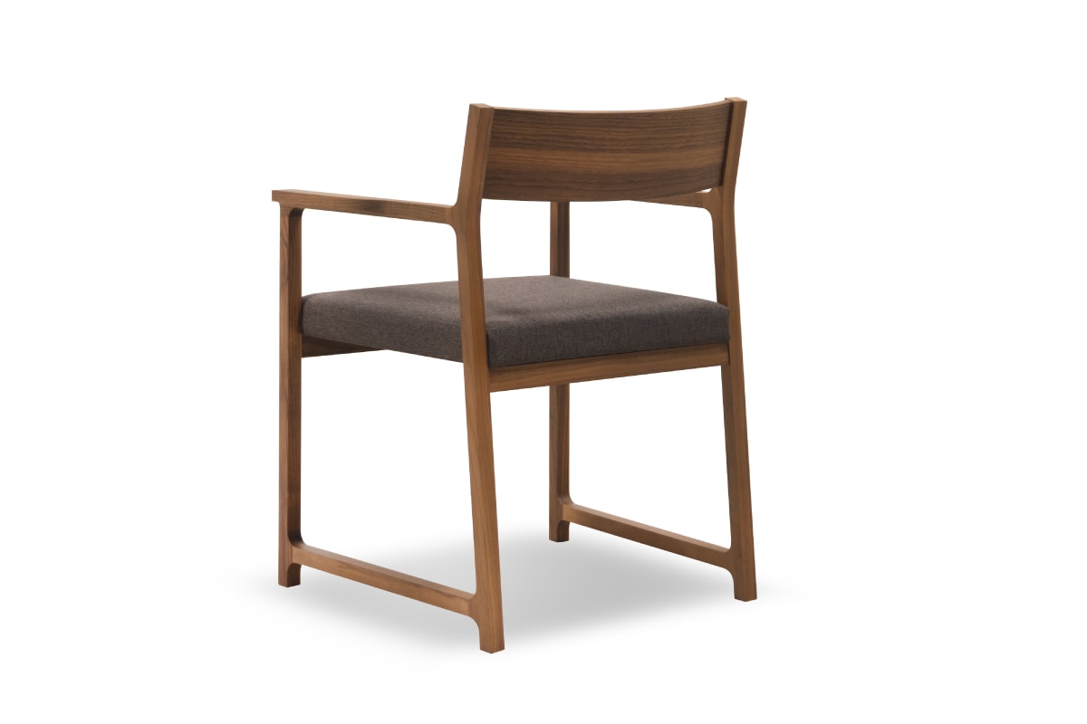 RIN 023 ARM CHAIR