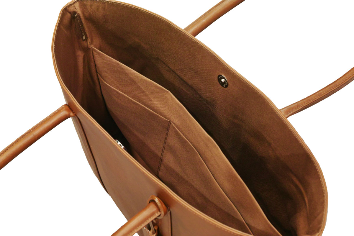 UN LEATHER TOTE BAG PATINA(ダークブラウン)