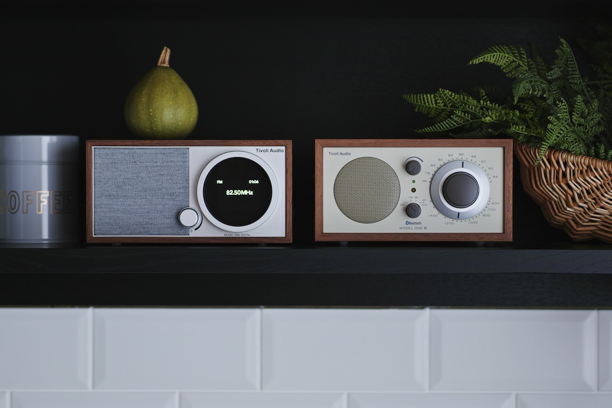 Tivoli Audio | Model One BT Walnut/Beige