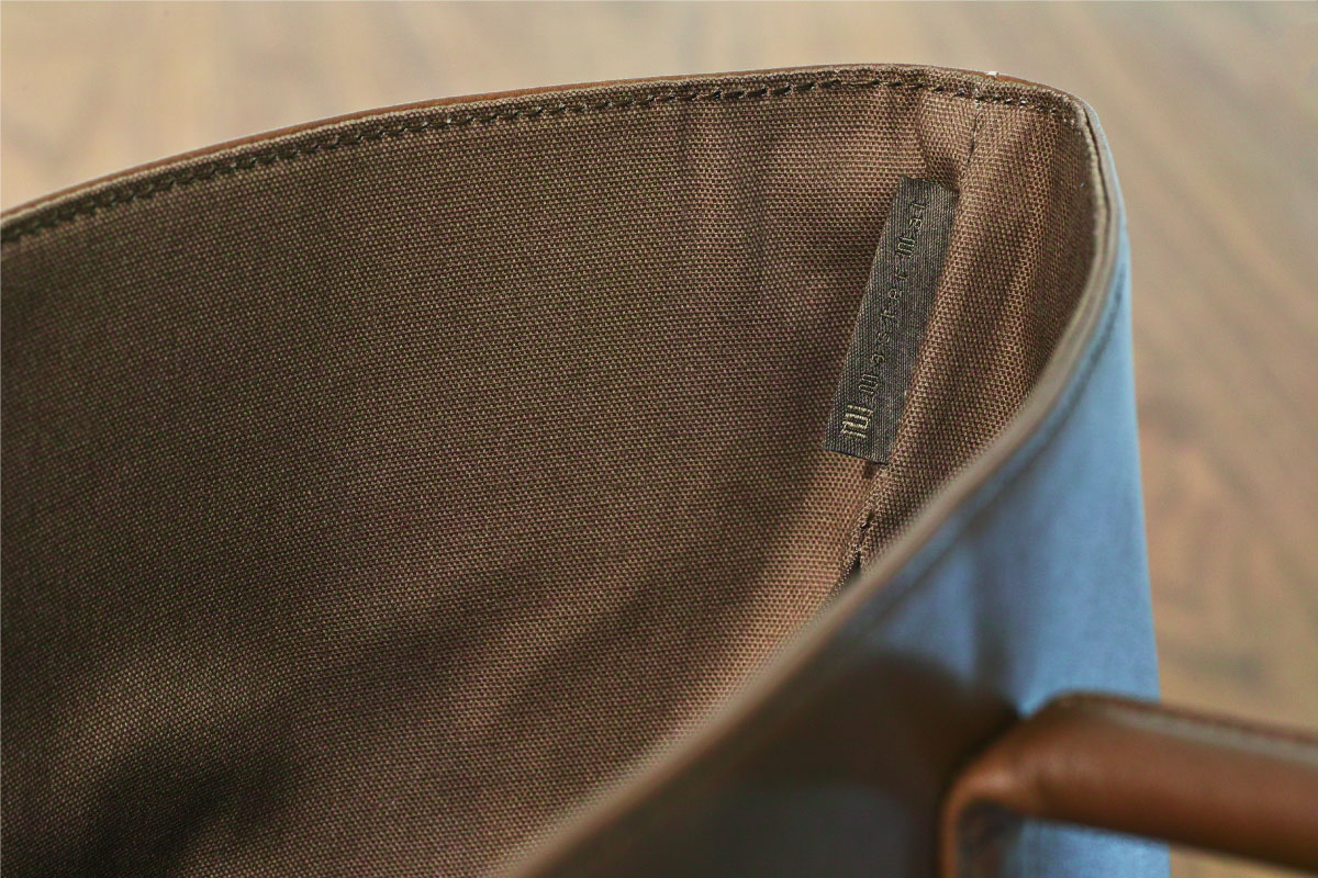 UN LEATHER TOTE BAG PATINA(ダークブラウン)