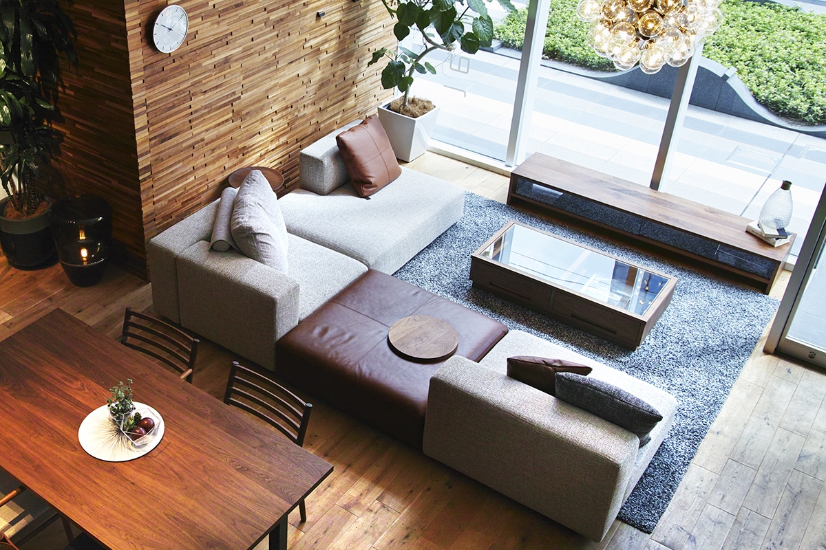 CUSHION C-TYPE W76 × H60cm