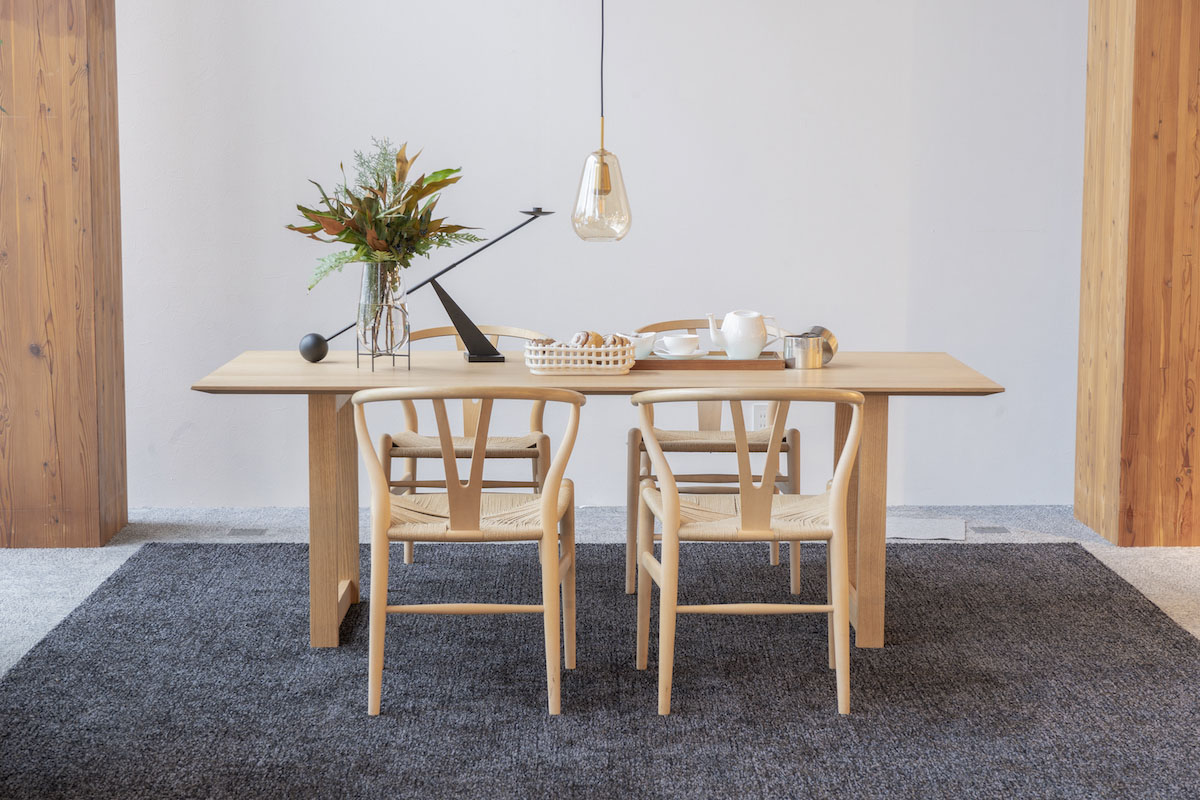 YU UT2 DINING TABLE W 140cm × D 85cm