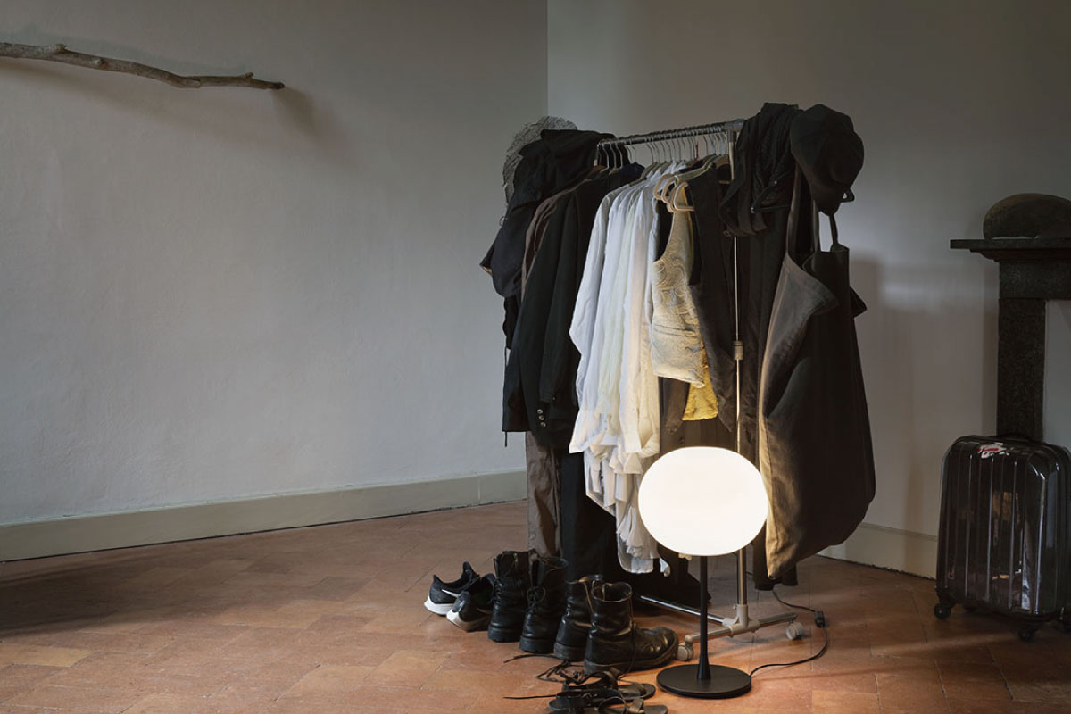 Flos | GLO-BALL T1 シルバー テーブルランプ1