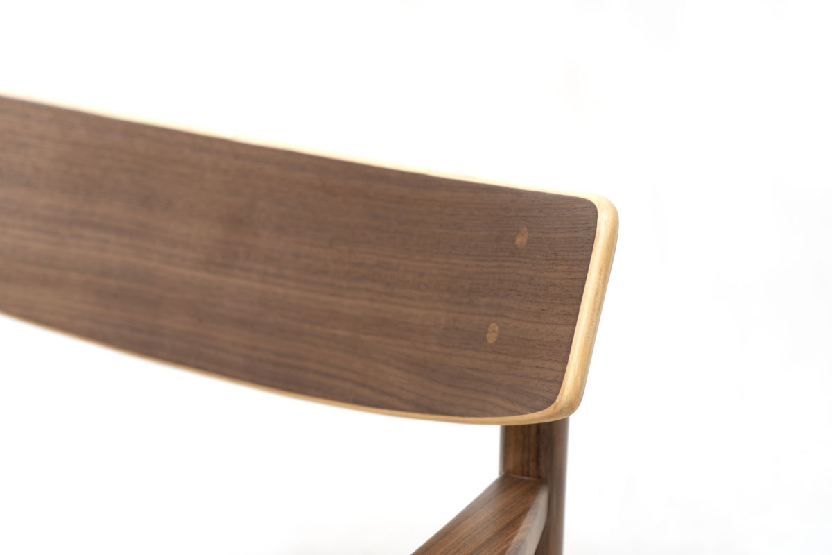 COMMON ROOTS | COR7 LOUNGE CHAIR
