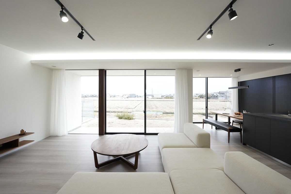 HEAVEN LIVING TABLE Φ120cm x H30cm