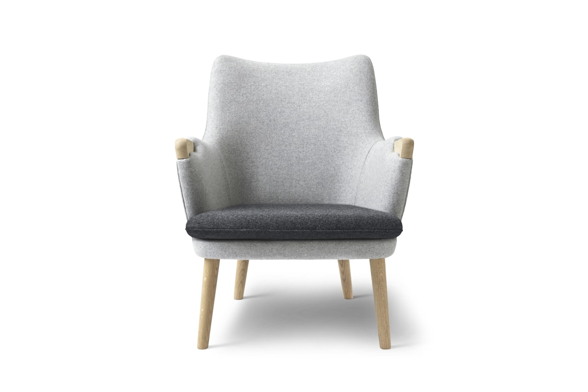CARL HANSEN & SON | CH71 LOUNGE CHAIR