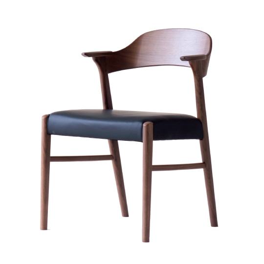 FACT | PT PRO ARM CHAIR
