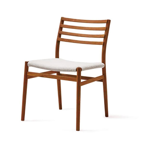 YU UC8 DINING CHAIR